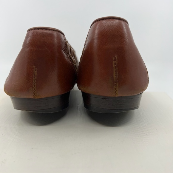 Gently Worn Women's  Cole Haan Dunbar Woven Shoes, Cognac 7 1/2 B - Picture 4 of 9